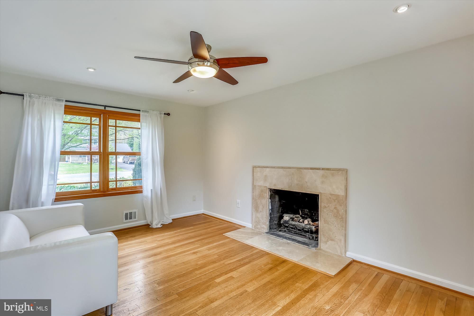 7420 Miller Fall Road Derwood, MD 20855 - Photo 8 of 34 Gallery Image 8