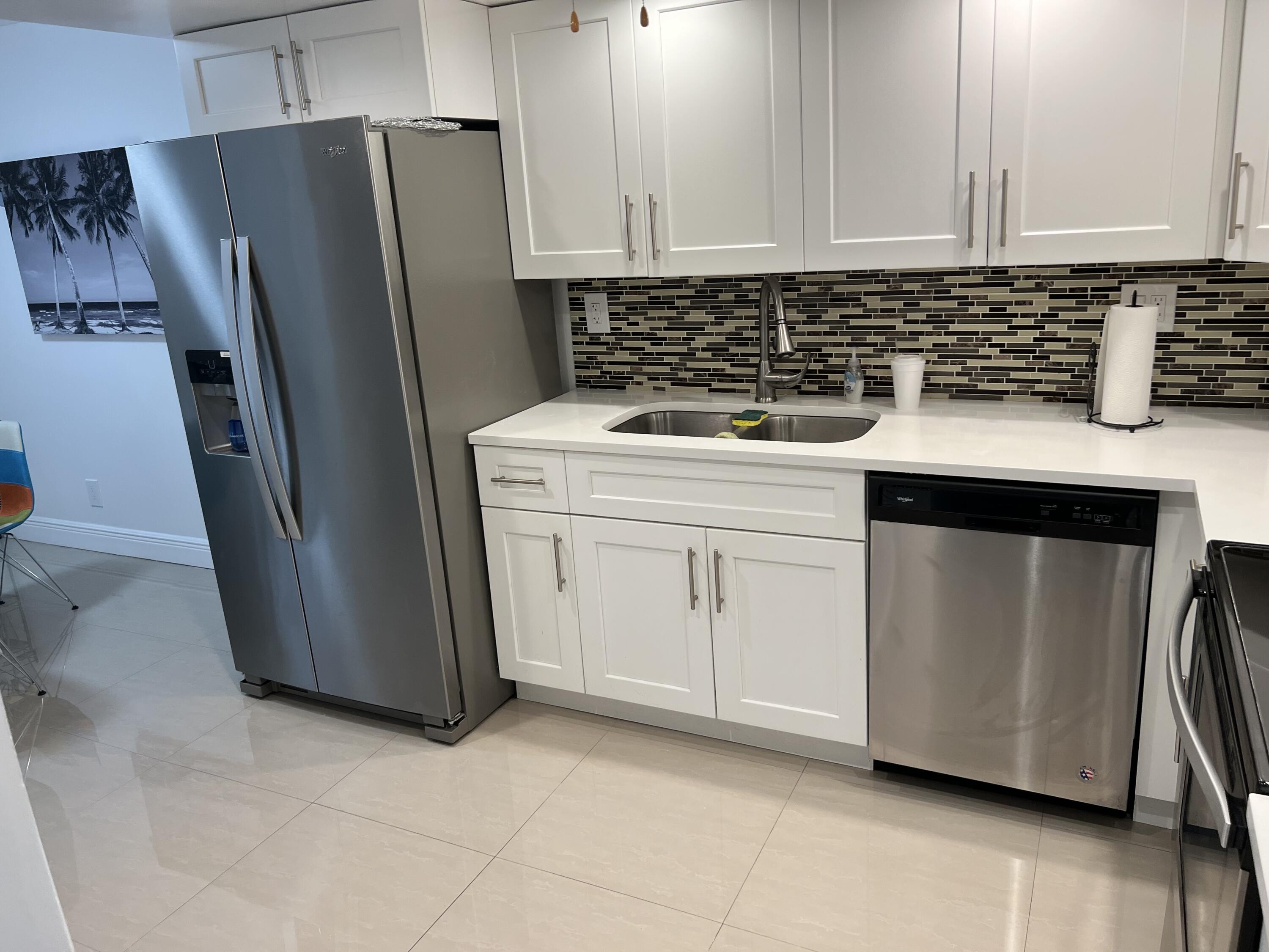 7370 Orangewood Lane, Unit 204 Boca Raton, FL 33433 - Photo 8 of 27 IMG_2775
