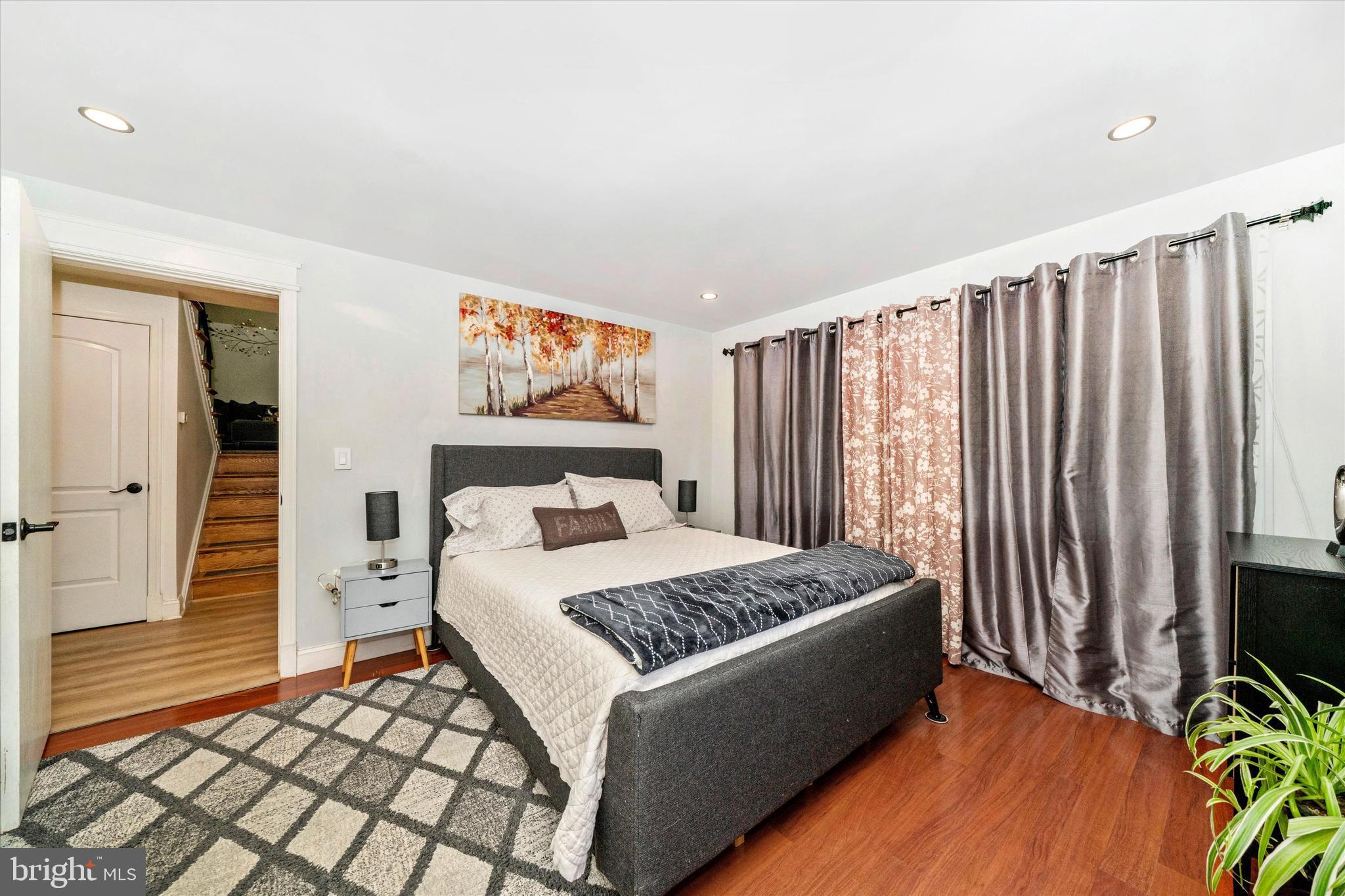11816 Selfridge Road Silver Spring, MD 20906 - Photo 6 of 59 Main Level Primary Bedroom