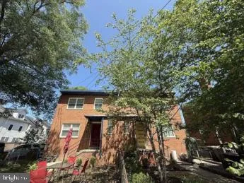 $1,600 | 866 Bellevue Street Southeast, Unit 1, Washington, DC 20032