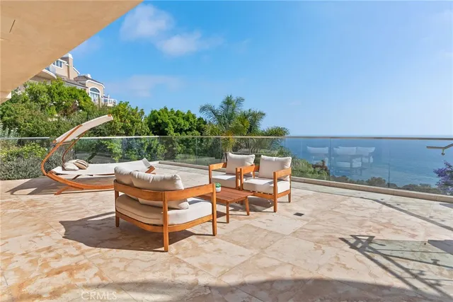 $8,300,000 | 900 Gainsborough Drive, Laguna Beach, CA 92651