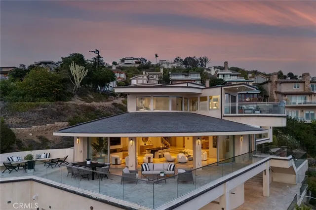 $8,300,000 | 900 Gainsborough Drive, Laguna Beach, CA 92651
