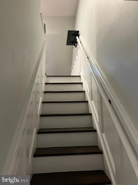 1028 Irving Street Philadelphia, PA 19107 - Photo 16 of 20 stairway to the 3rd floor
