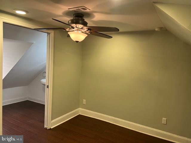 1028 Irving Street Philadelphia, PA 19107 - Photo 18 of 20 Third floor bedroom