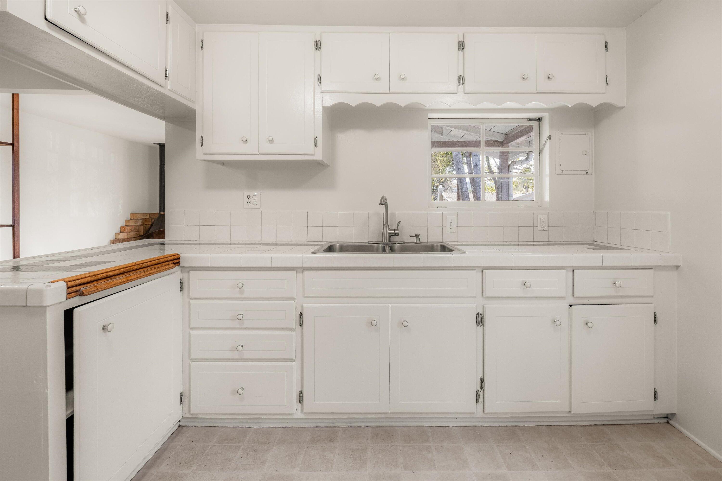 610 West Valerio Street Santa Barbara, CA 93101 - Photo 40 of 49 16-610 Valerio