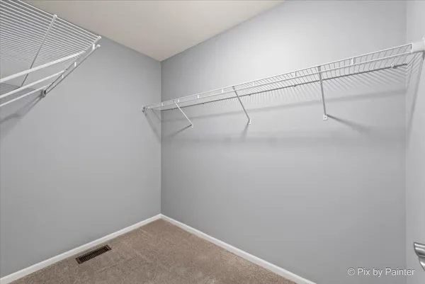 $276,900 | 1633 Pebble Beach Circle, Elgin, IL 60123