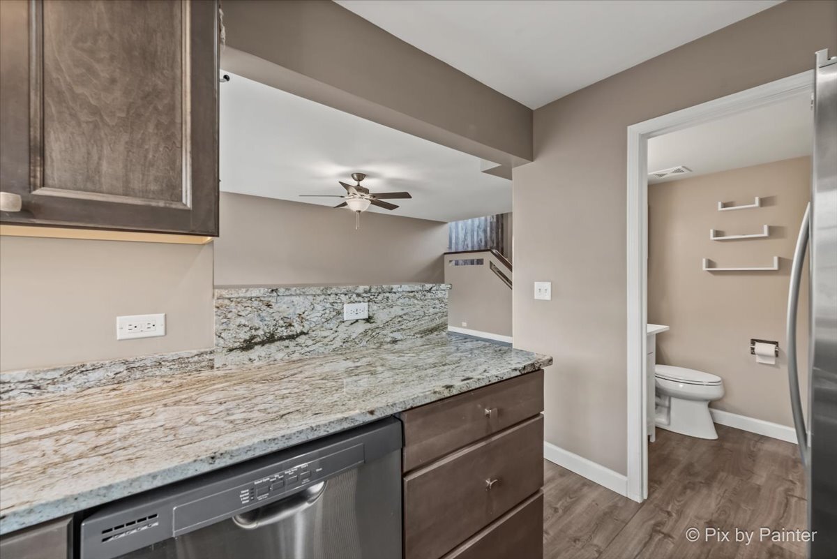 1633 Pebble Beach Circle Elgin, IL 60123 - Photo 9 of 35