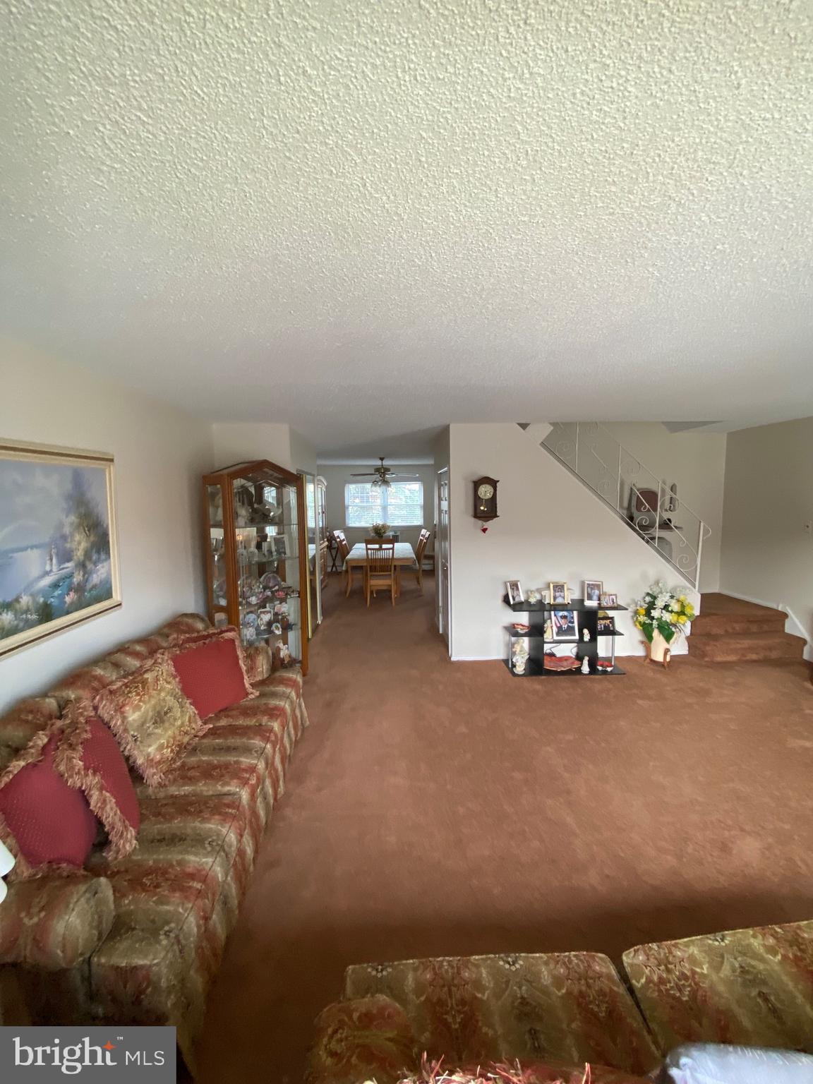 3422 Brookview Road Philadelphia, PA 19154 - Photo 3 of 26 Living Room