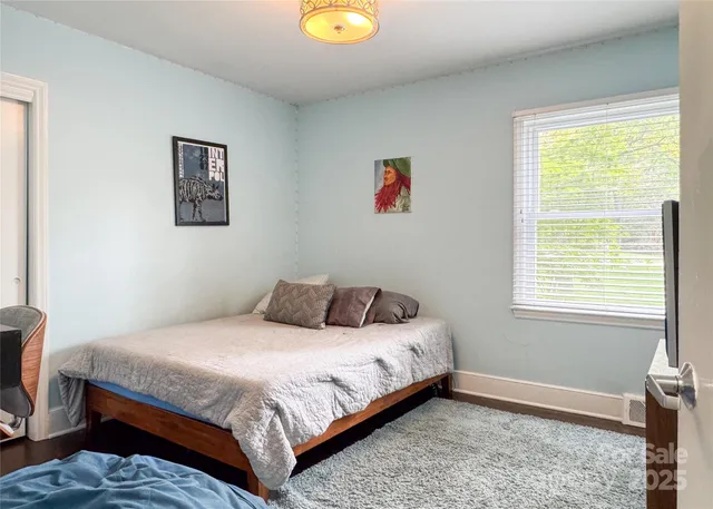 $975,000 | 4640 Town And Country Drive, Charlotte, NC 28226