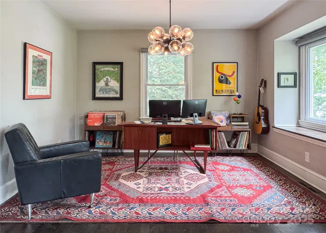 $975,000 | 4640 Town And Country Drive, Charlotte, NC 28226