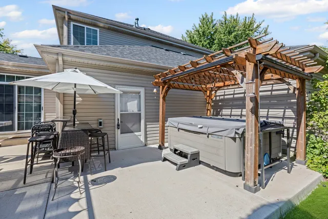 $545,000 | 25205 Pastoral Drive, Plainfield, IL 60585