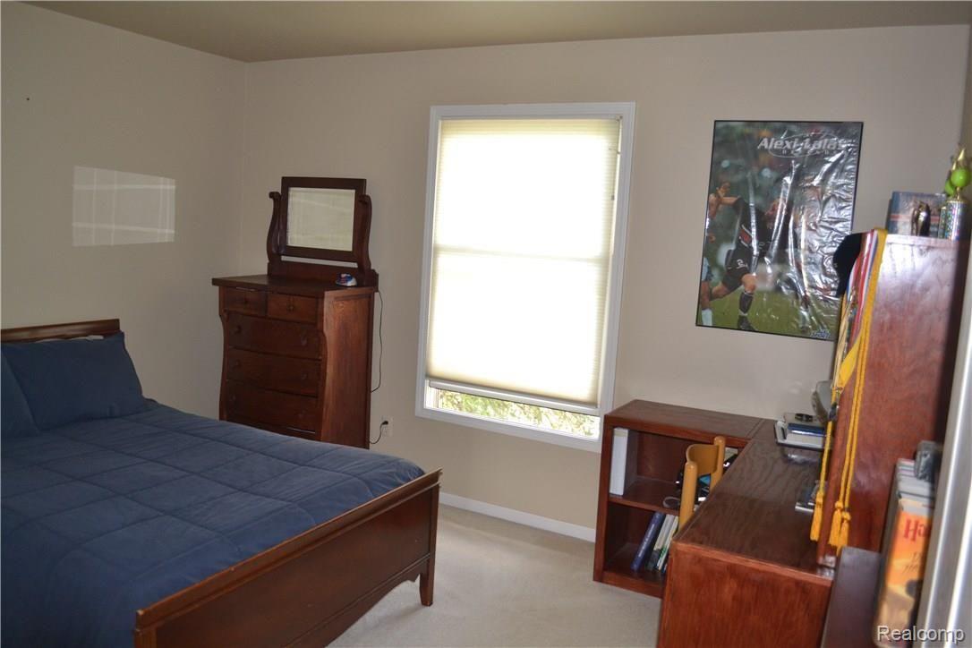 3330 Rosemont Court Rochester, MI 48306 - Photo 43 of 60 rosemont bed 2.JPG