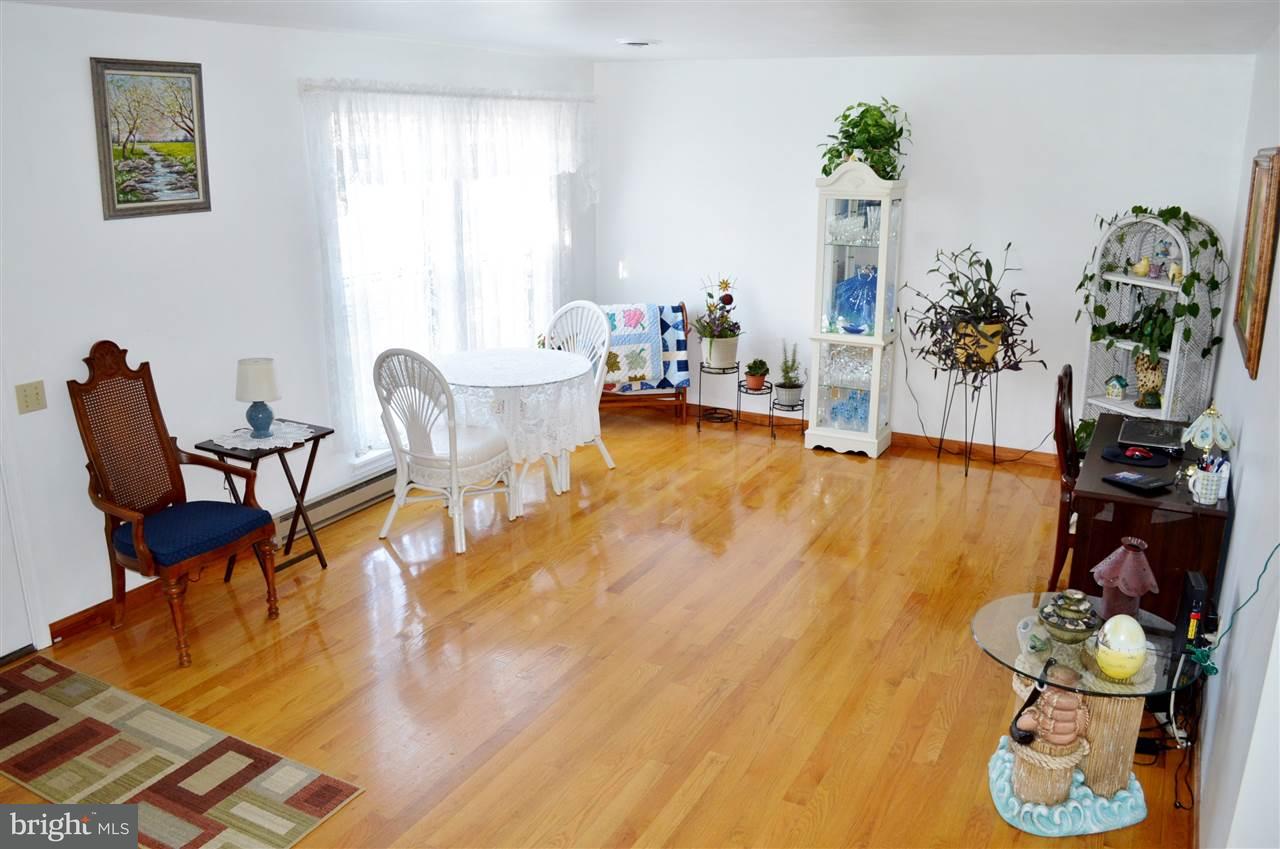 925 Mt Rock Road Carlisle, PA 17015 - Photo 2 of 11 Gallery Image 2