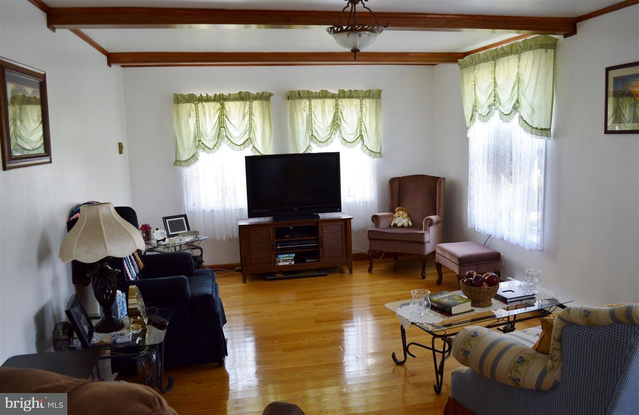 925 Mt Rock Road Carlisle, PA 17015 - Photo 5 of 11 Gallery Image 5