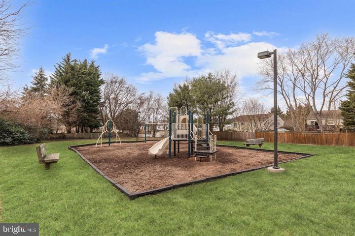 1007 Tasker Lane Arnold, MD 21012 - Photo 4 of 14 Community playground
