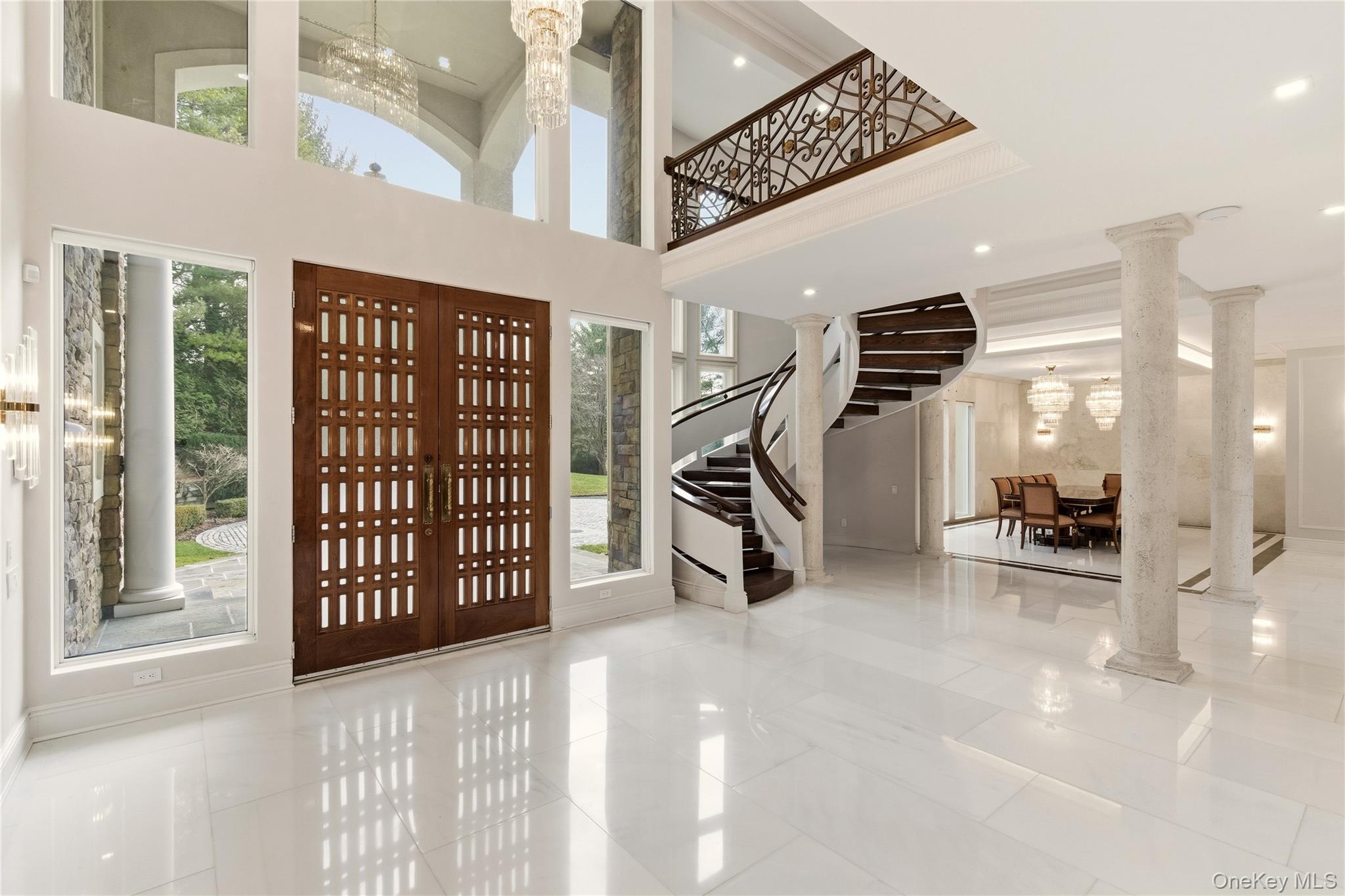 55 Coves Run Syosset, NY 11791 - Photo 2 of 50 a view of an entryway with a livingroom