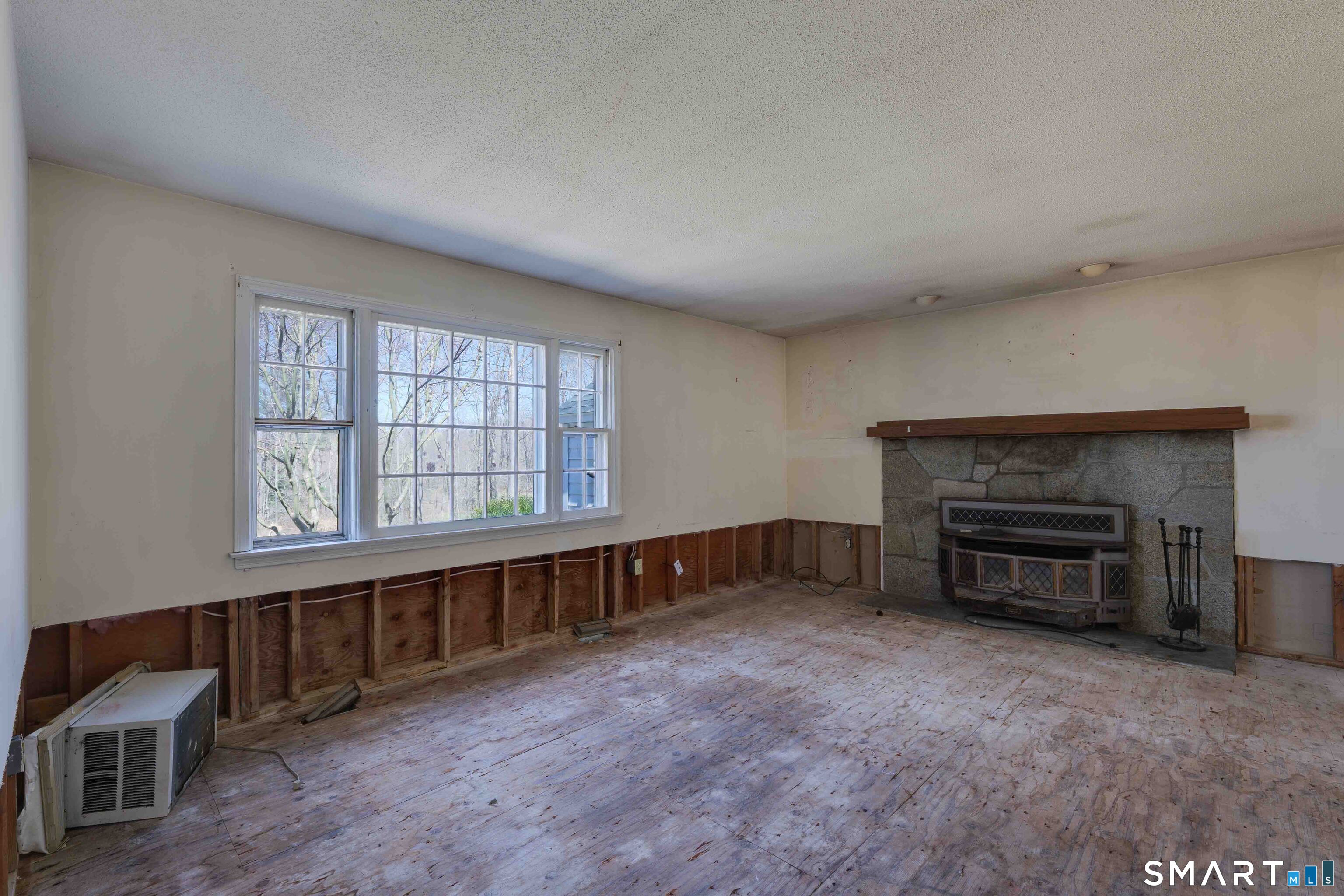137 Davenport Road Roxbury, CT 06783 - Photo 8 of 28