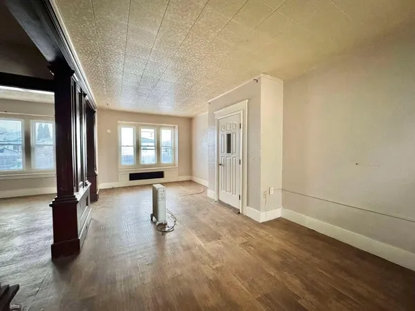 $299,900 | 297-301 East North Street, Geneva City, NY 14456