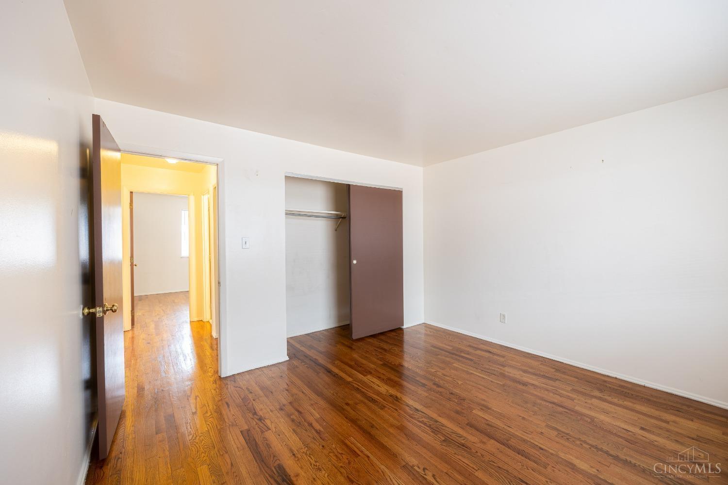 6020 Ridgeacres Drive, Unit A Cincinnati, OH 45237 - Photo 11 of 23