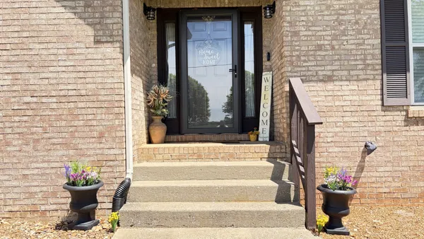 $445,000 | 4470 Scottsville Road, Franklin, KY 42134