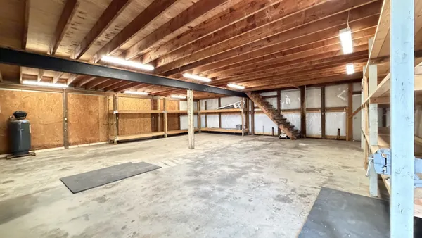 $445,000 | 4470 Scottsville Road, Franklin, KY 42134