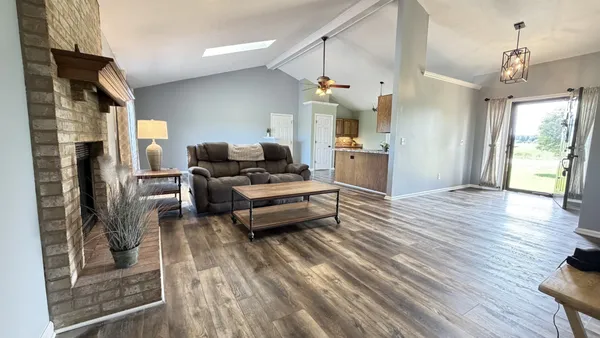 $445,000 | 4470 Scottsville Road, Franklin, KY 42134