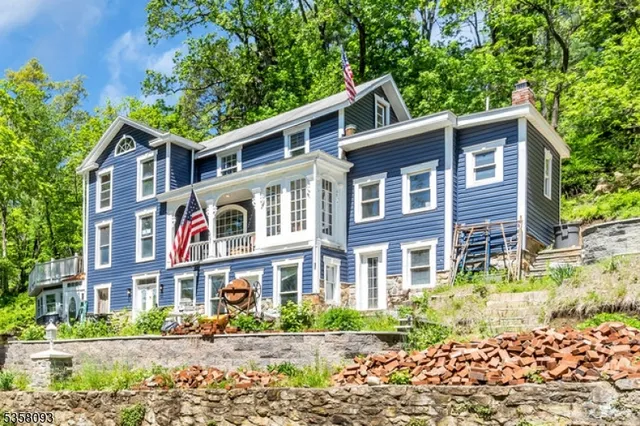 $415,000 | 12 Sanatorium Road, Glen Gardner, NJ 08826