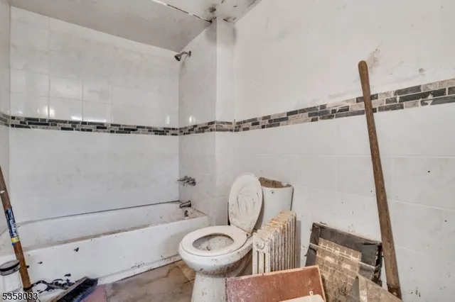 $415,000 | 12 Sanatorium Road, Glen Gardner, NJ 08826