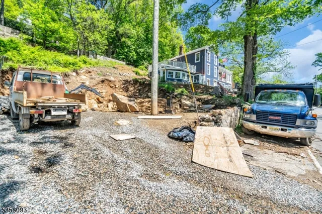 $415,000 | 12 Sanatorium Road, Glen Gardner, NJ 08826