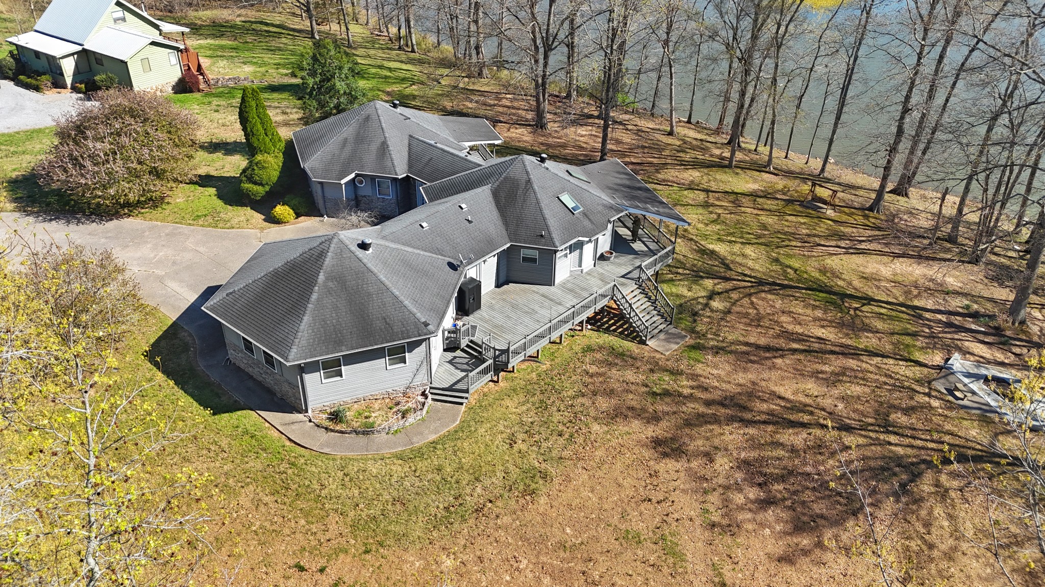 165 Cedar Point Road Bumpus Mills, TN 37028 - Photo 29 of 57