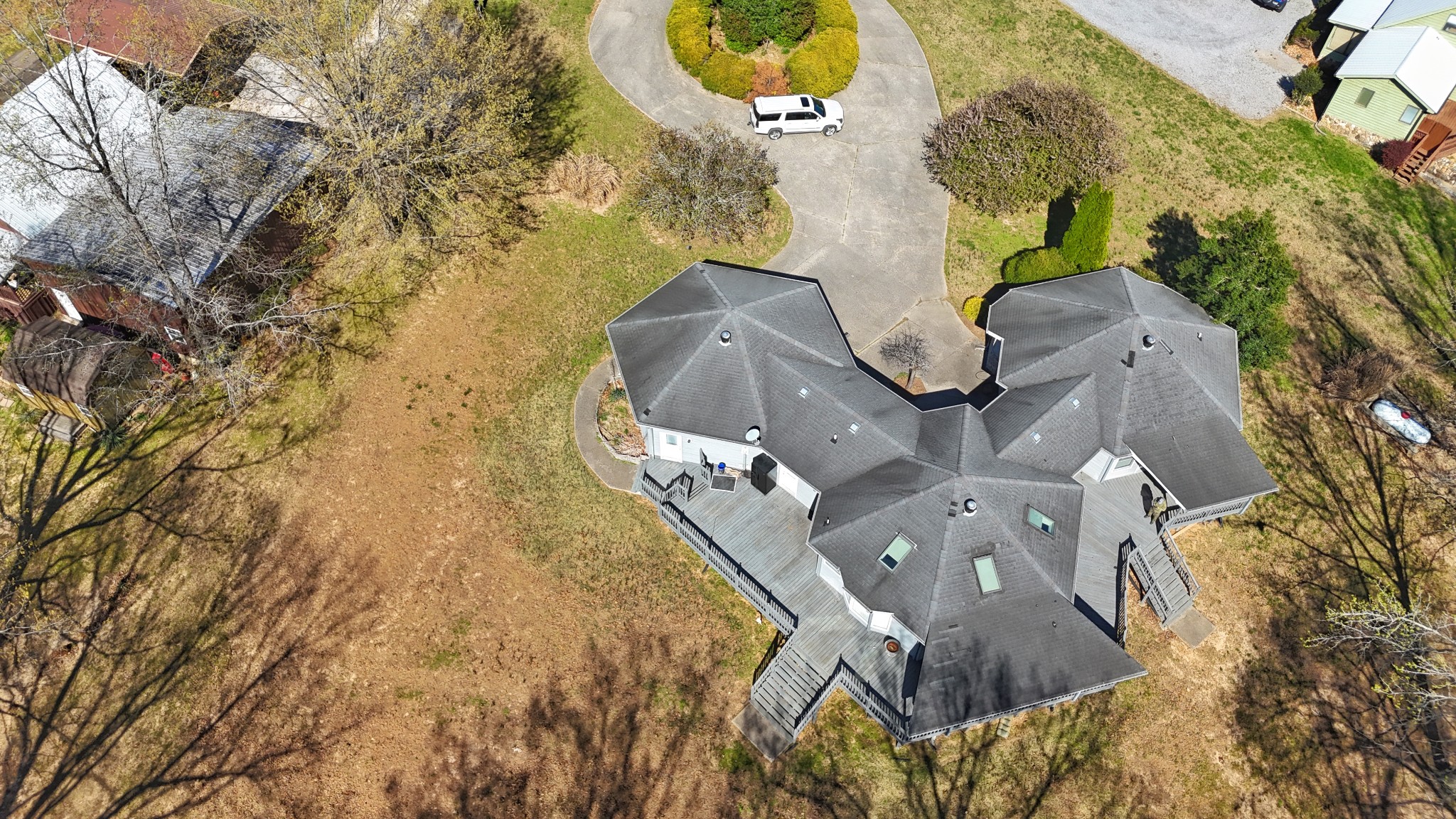 165 Cedar Point Road Bumpus Mills, TN 37028 - Photo 36 of 57