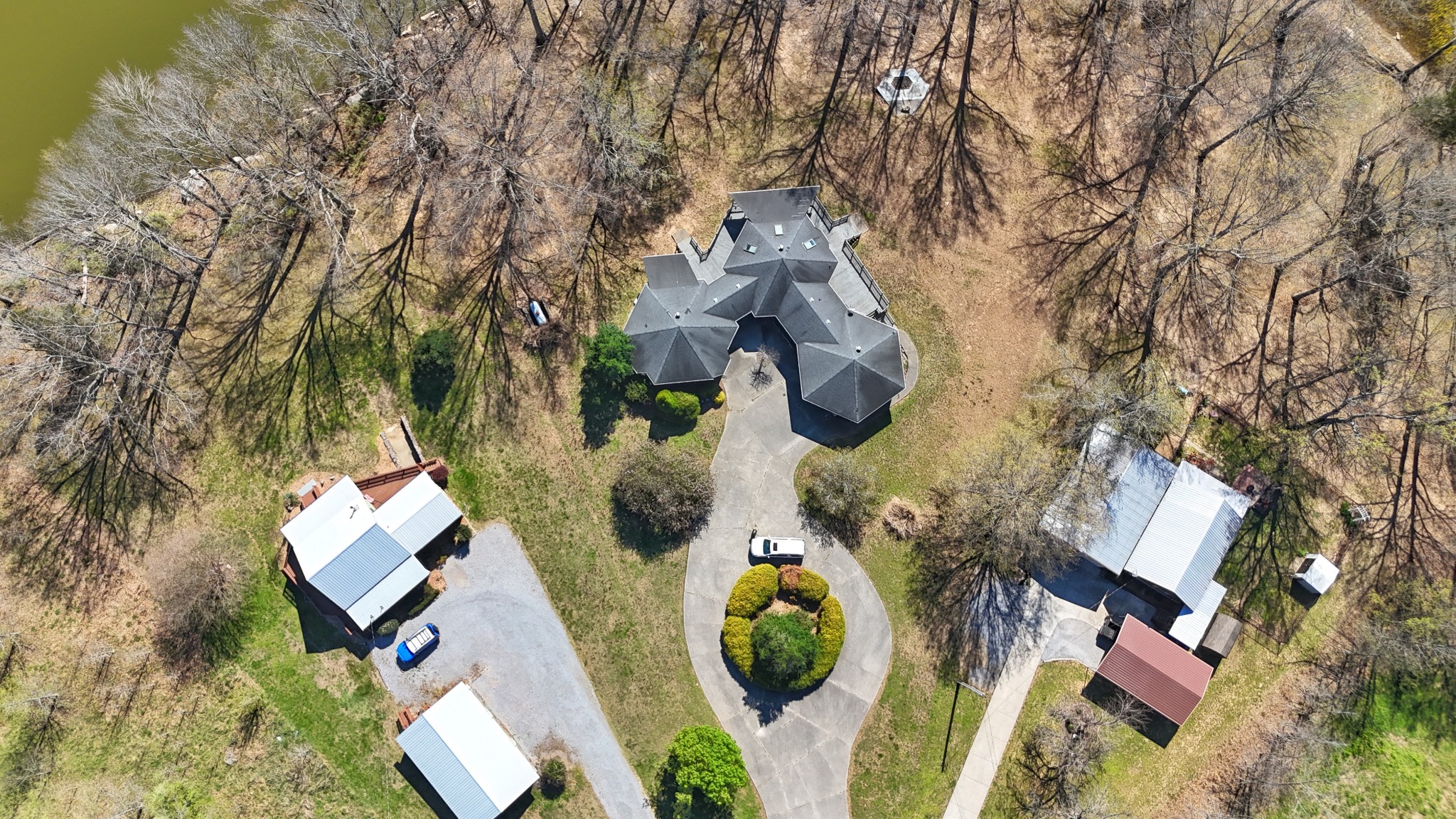 165 Cedar Point Road Bumpus Mills, TN 37028 - Photo 43 of 57