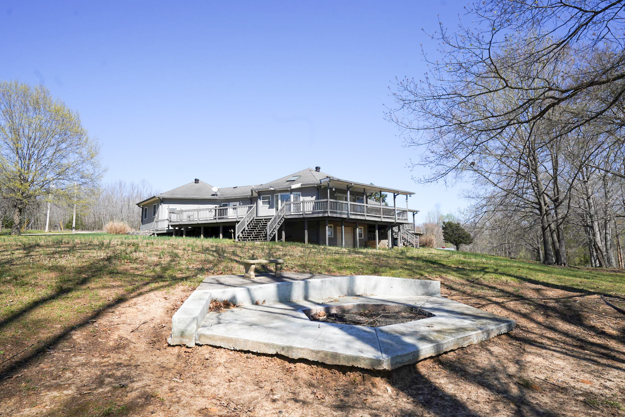 165 Cedar Point Road Bumpus Mills, TN 37028 - Photo 45 of 57