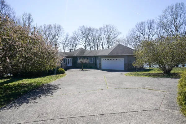 $579,900 | 165 Cedar Point Road, Bumpus Mills, TN 37028