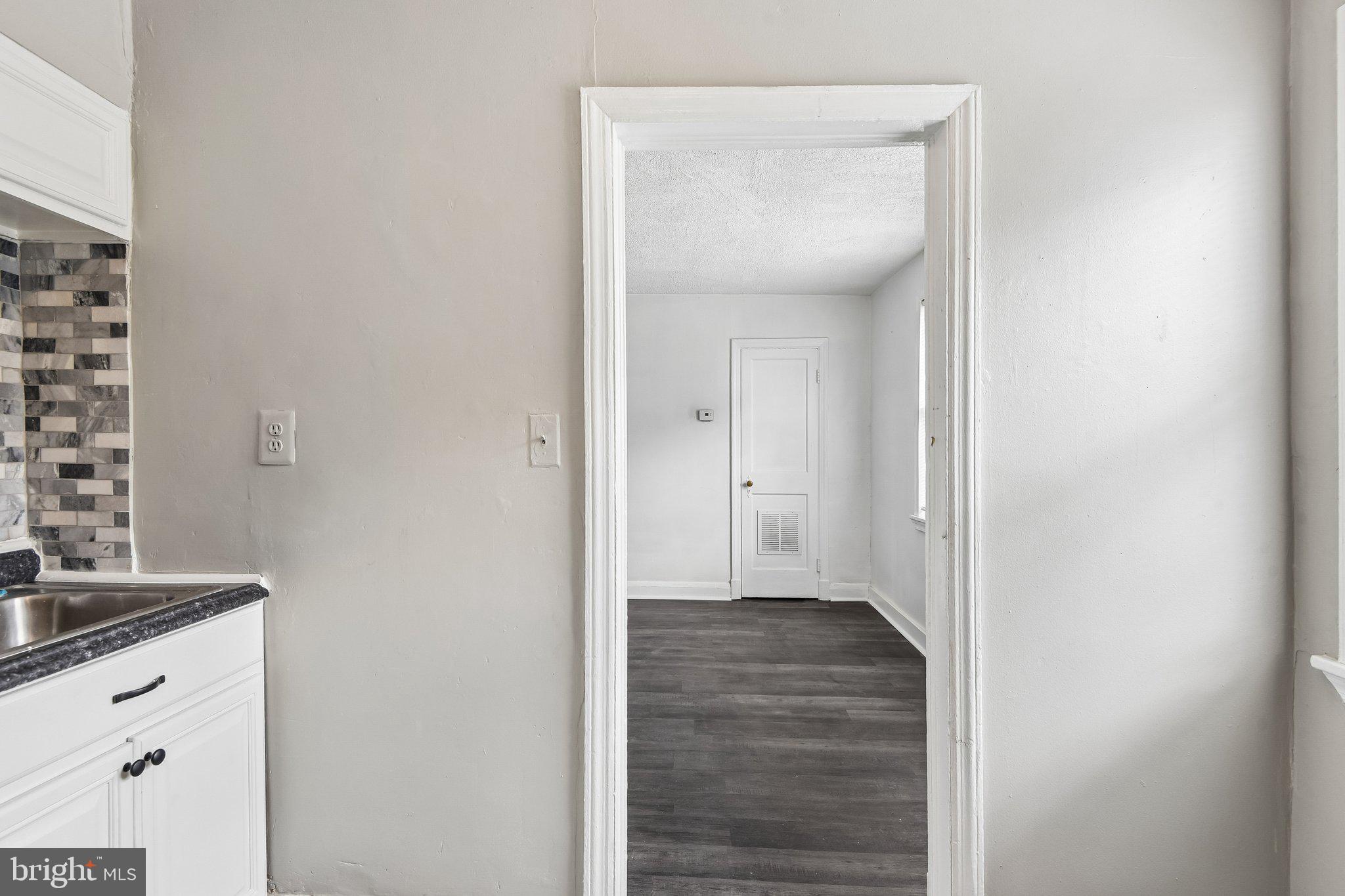 3312 Dorithan Road Baltimore, MD 21215 - Photo 12 of 20