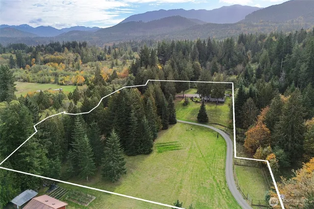 $950,000 | 53284 Highway 112, Port Angeles, WA 98363