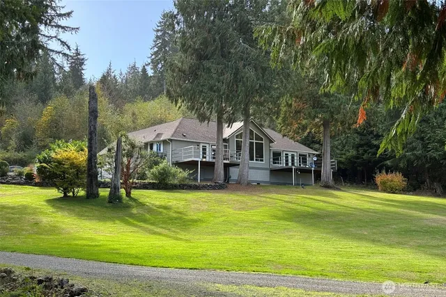 $950,000 | 53284 Highway 112, Port Angeles, WA 98363