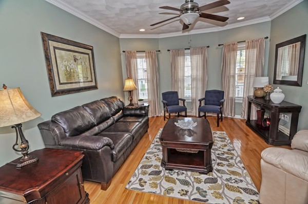214 Springvale Avenue Everett, MA 02149 - Photo 7 of 30 Gallery Image 7