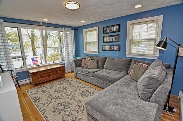 214 Springvale Avenue Everett, MA 02149 - Photo 10 of 30 Gallery Image 10