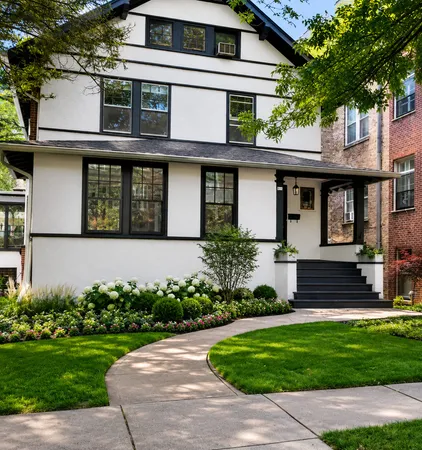 $7,000 | 934 Michigan Avenue, Evanston, IL 60202