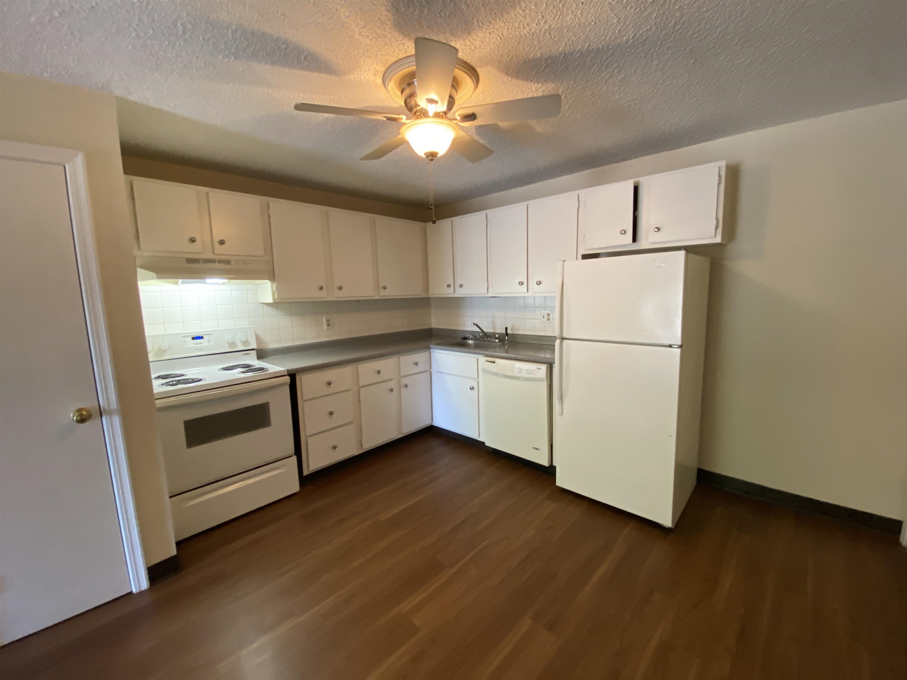 29 Capron Road, Unit 34 Milford, NH 03055 - Photo 10 of 38