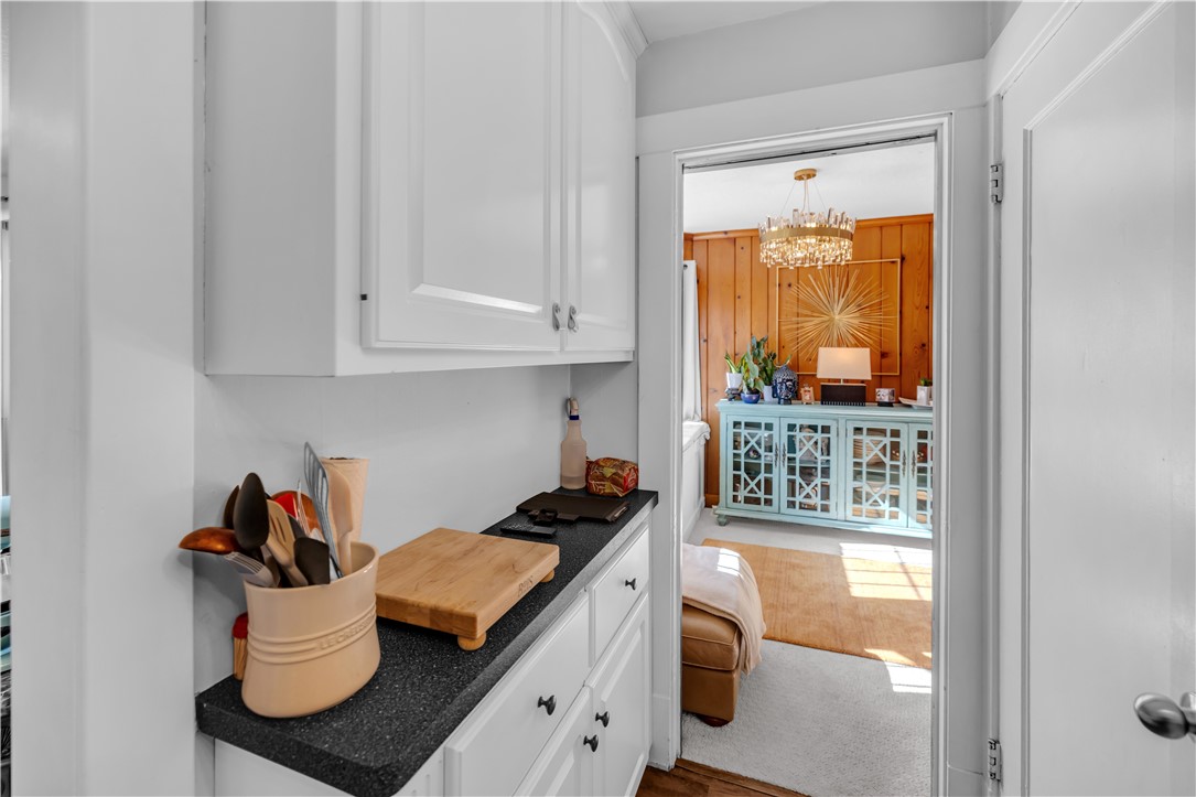 310 South Glencoe Avenue Decatur, IL 62522 - Photo 8 of 29