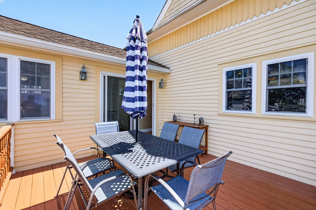 7 Sycamore Street Wareham, MA 02558 - Photo 19 of 32
