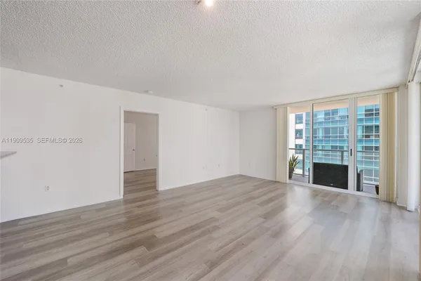 $5,300 | 1155 Brickell Bay Drive, Unit 1602, Miami, FL 33131