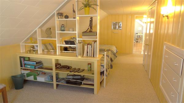 9 Strawberry Hill Road Natick, MA 01760 - Photo 14 of 20 Gallery Image 14