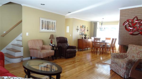 9 Strawberry Hill Road Natick, MA 01760 - Photo 3 of 20 Gallery Image 3