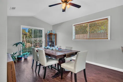 $569,000 | 1008 Suffolk Court, Winters, CA 95694