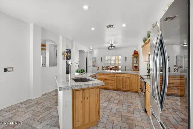 $725,000 | 1557 West Greasewood Street, Apache Junction, AZ 85120