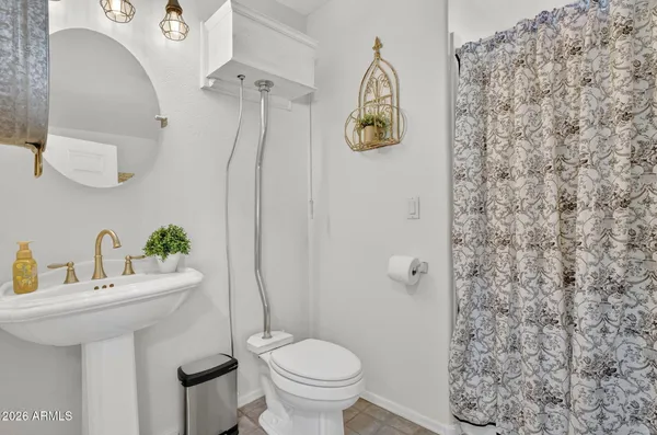 $725,000 | 1557 West Greasewood Street, Apache Junction, AZ 85120