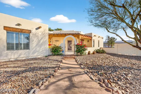 $725,000 | 1557 West Greasewood Street, Apache Junction, AZ 85120